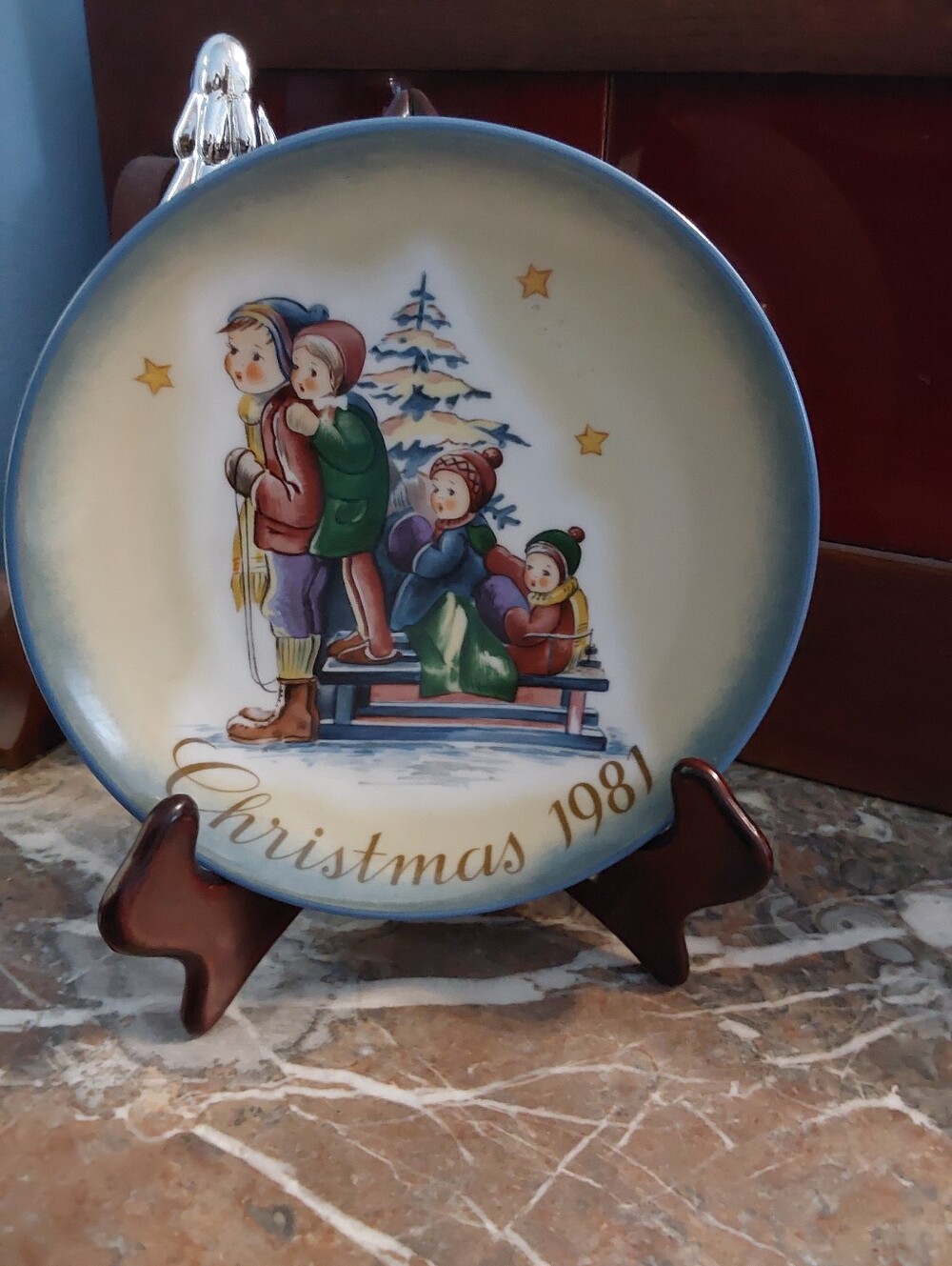 1981 Hummel Christmas Plate, A Time To Remember, Schmid Porcelain